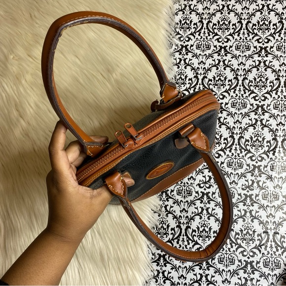 VINTAGE Dooney & Bourke : all weather leather satchel handbag & matching wallet - Picture 15 of 16